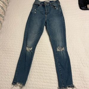 Abercrombie Curvy Super Skinny Ankle High Rise Size 26/2